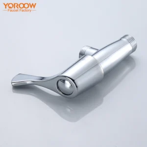 Con su excelente capacidad de control del caudal y su resistencia a las altas presiones, la válvula de globo en ángulo desempeña un papel crucial en los sistemas de tuberías industriales y de climatización.