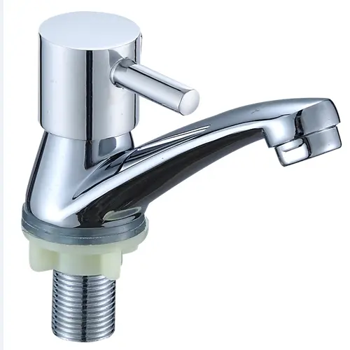 Robinet distributeur en laiton classique Décoration de jardin pour robinet de baignoire et de lavabo Accessoires de robinetterie domestique