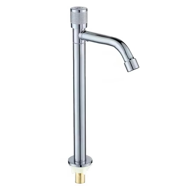 304 Rubinetto del lavello del bacino dell'acqua fredda in acciaio inossidabile con bocca lunga Design moderno Montaggio a foro singolo