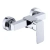 朝下 Style luxueux Chrome Zinc Alloy Single-Hole Basin Faucet Mixer Faucet for Kitchen Hot Cold Features