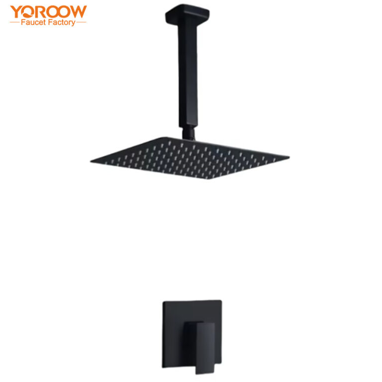 Douchegarnituur van messing: Uitmuntende productie en innovatie